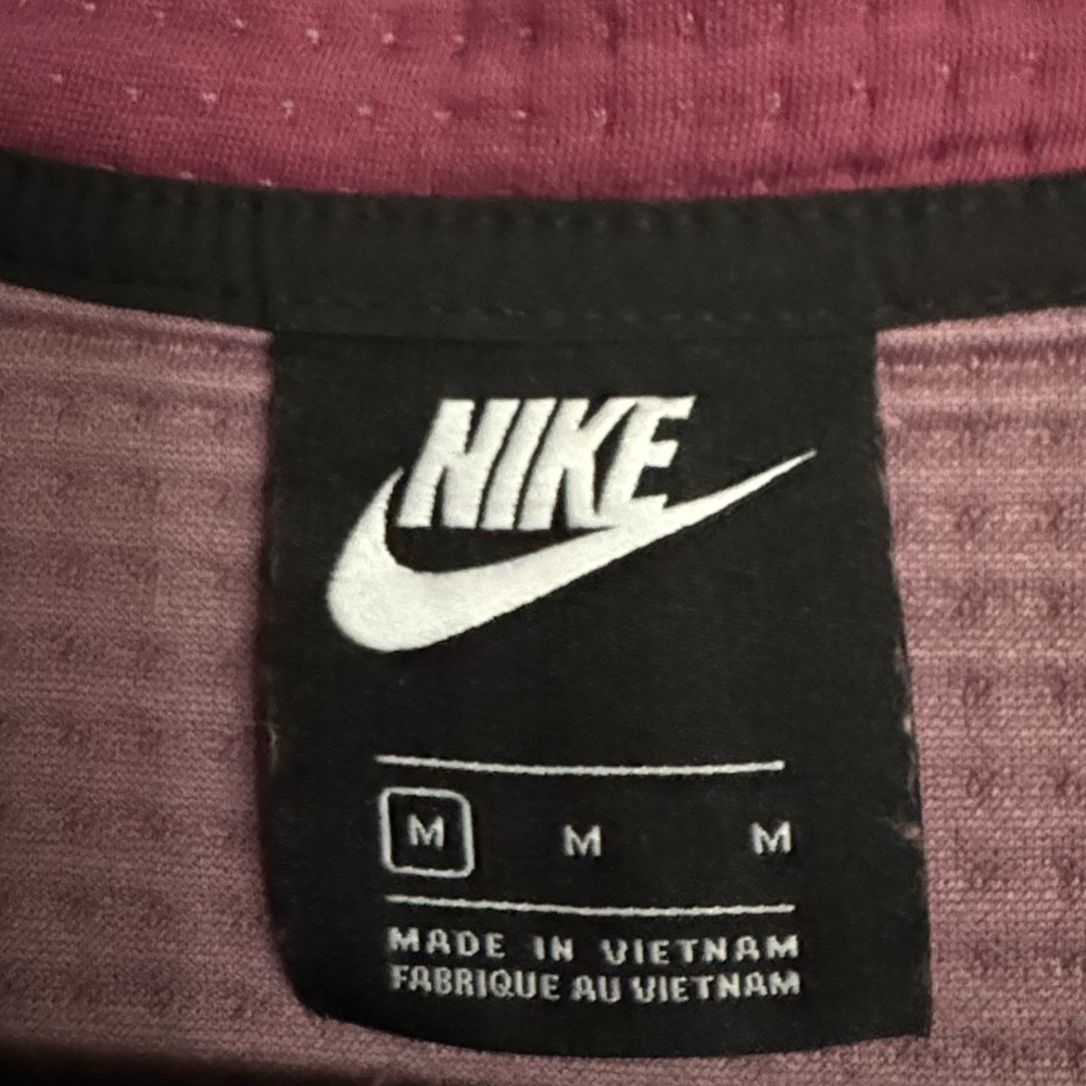 Women’s Nike cropped quarter zip jacket - Picture 3 of 3
